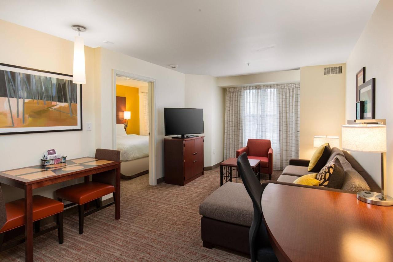 Residence Inn By Marriott Springfield Old Keene Mill Buitenkant foto