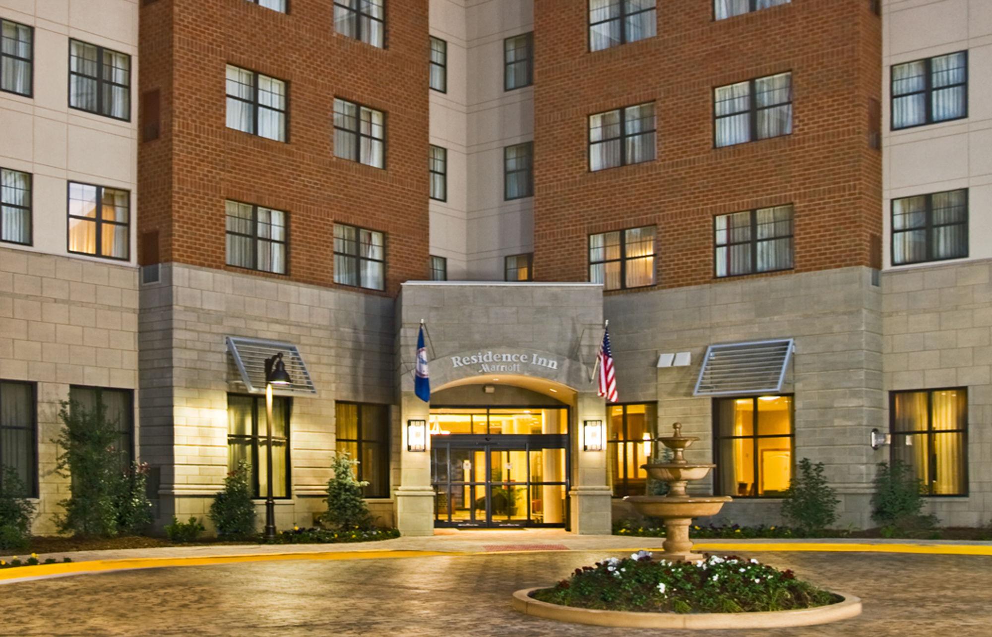 Residence Inn By Marriott Springfield Old Keene Mill Buitenkant foto