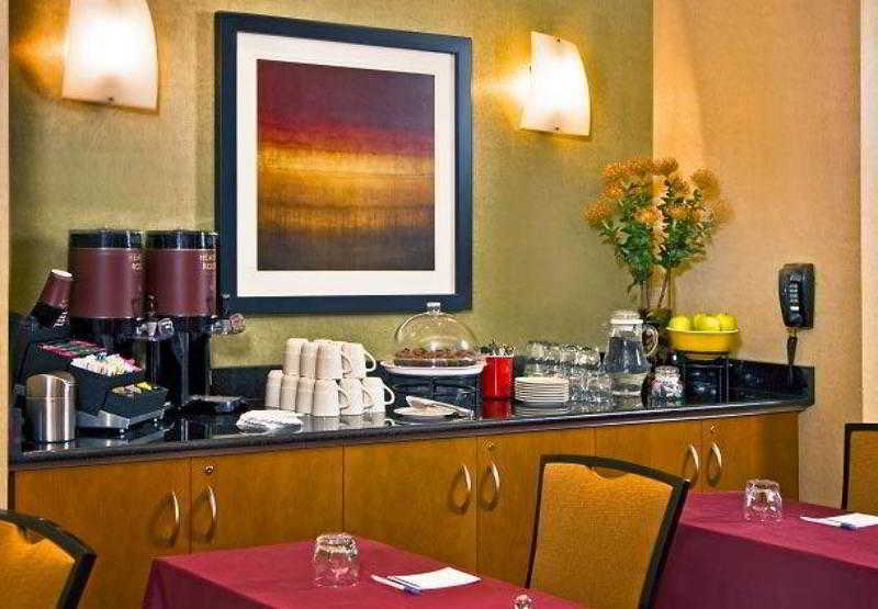 Residence Inn By Marriott Springfield Old Keene Mill Buitenkant foto
